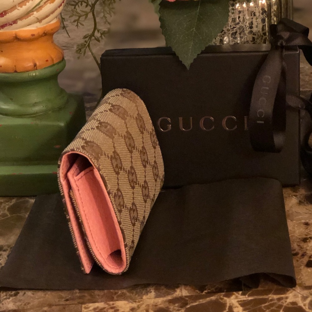 AUTH Gucci Wallet / Cardholder EXC COND WITH BOX🌸 - Picture 3 of 8